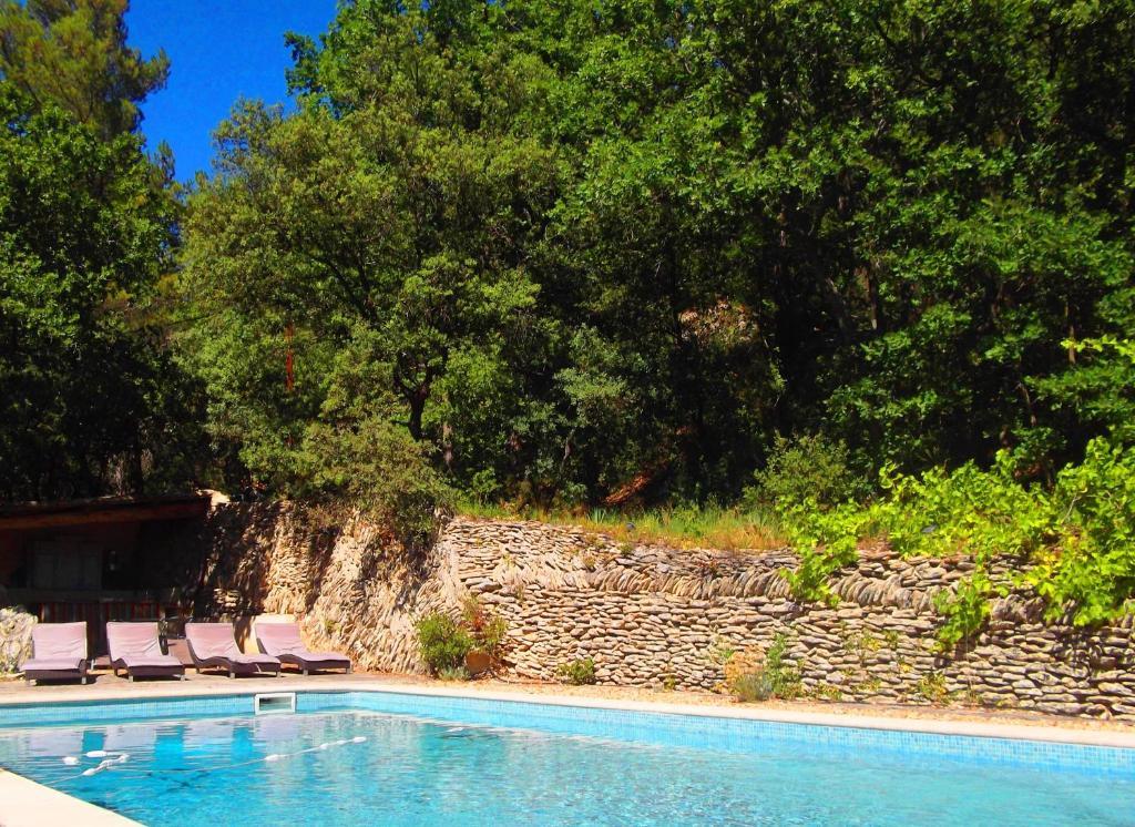 La Bastide Du Vallon Guest House Saumane-de-Vaucluse Exterior photo